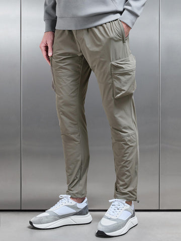 Technical 3D Cargo Pant in Olive