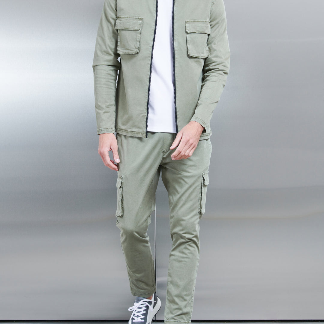 Garment Dye Cotton Cargo Pant in Olive