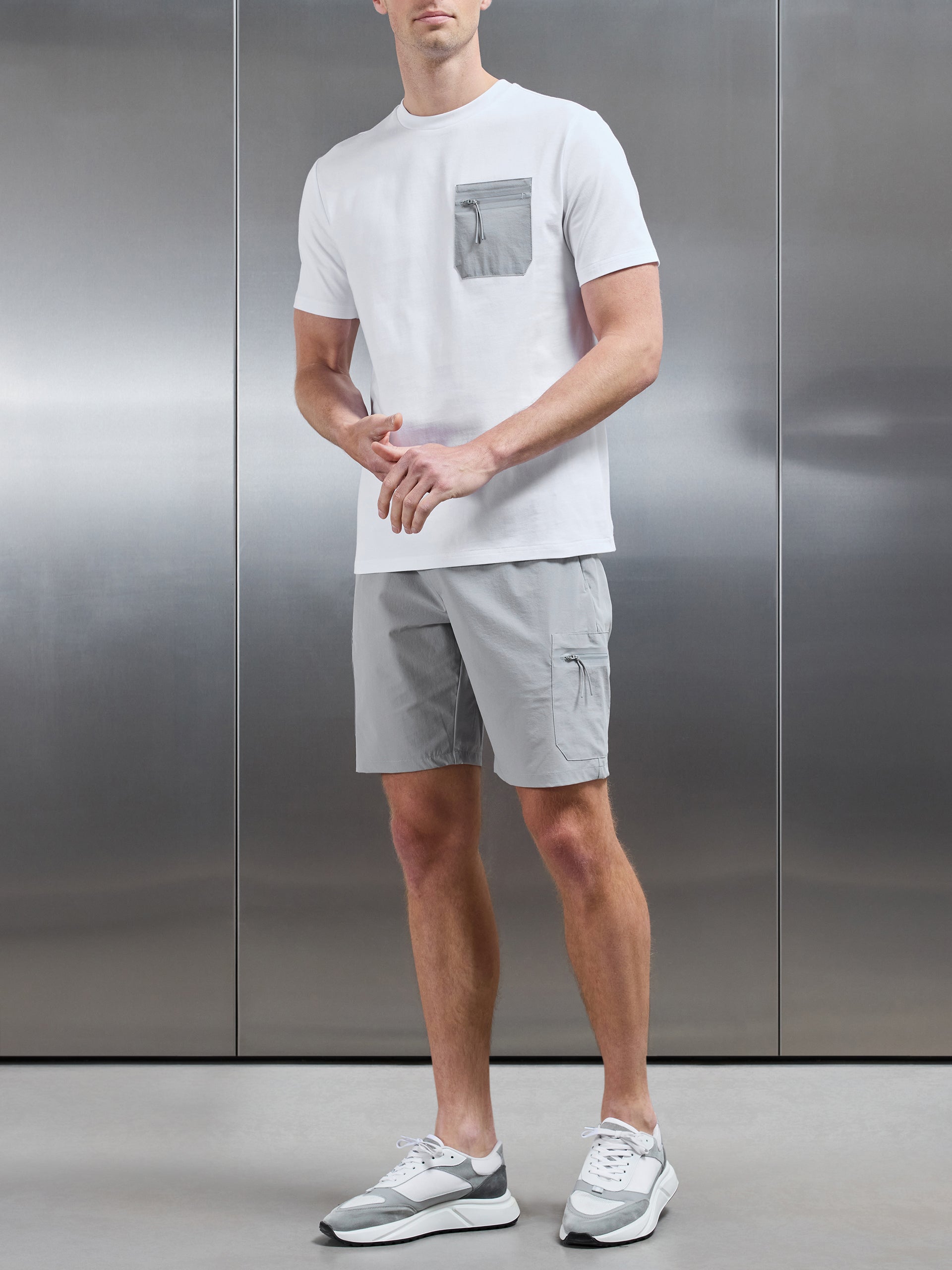 Active Cargo Short in Mid Grey