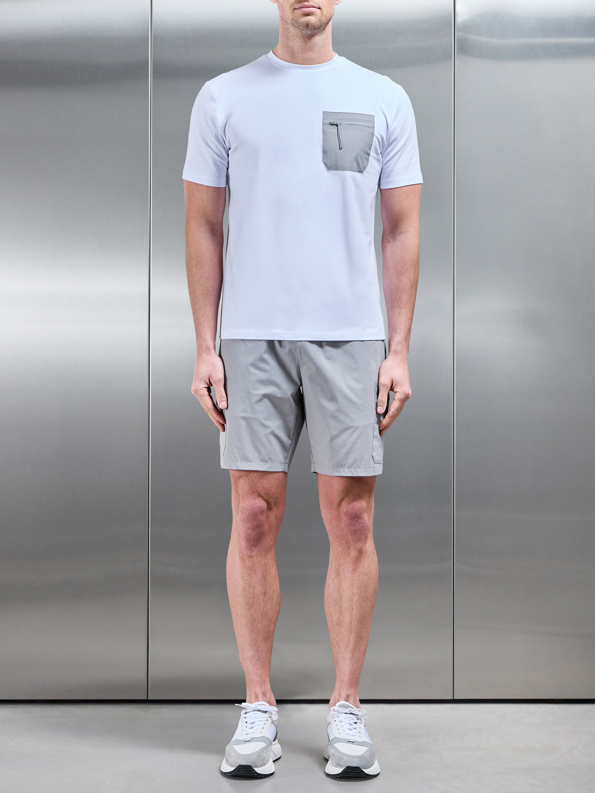 Active Cargo Short in Mid Grey