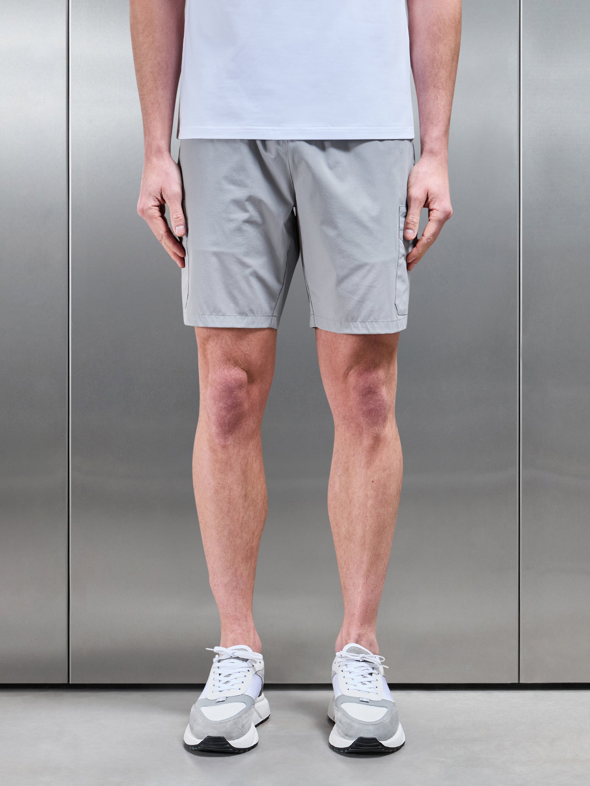 Active Cargo Short in Mid Grey