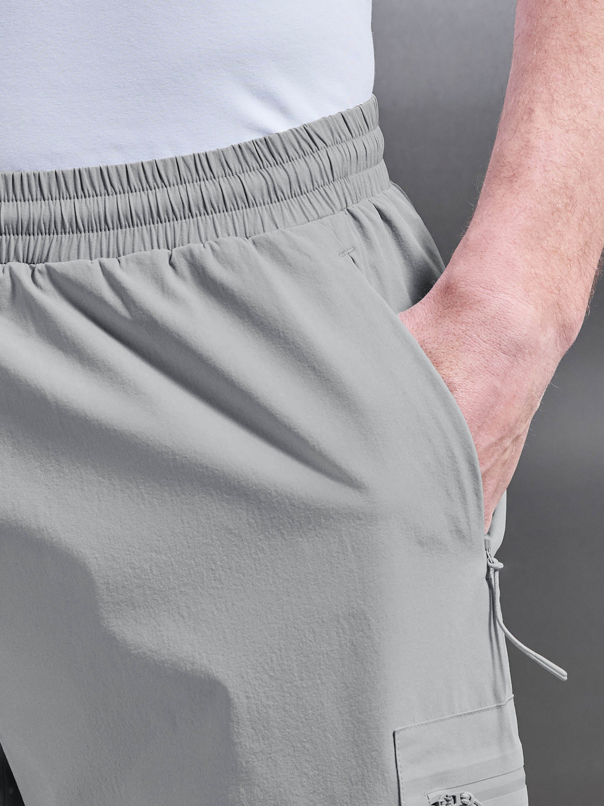 Active Cargo Short in Mid Grey
