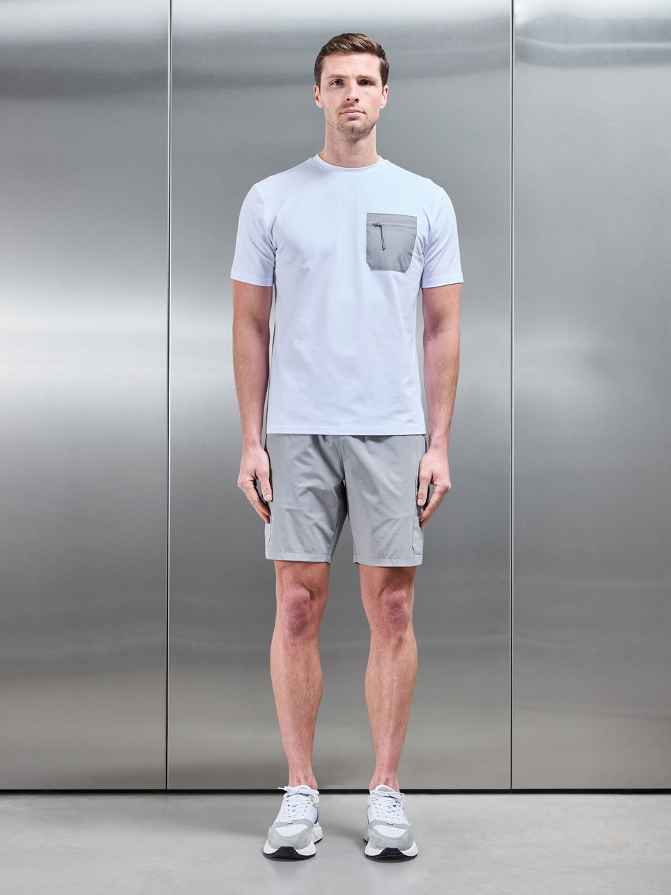 Active Cargo Short in Mid Grey