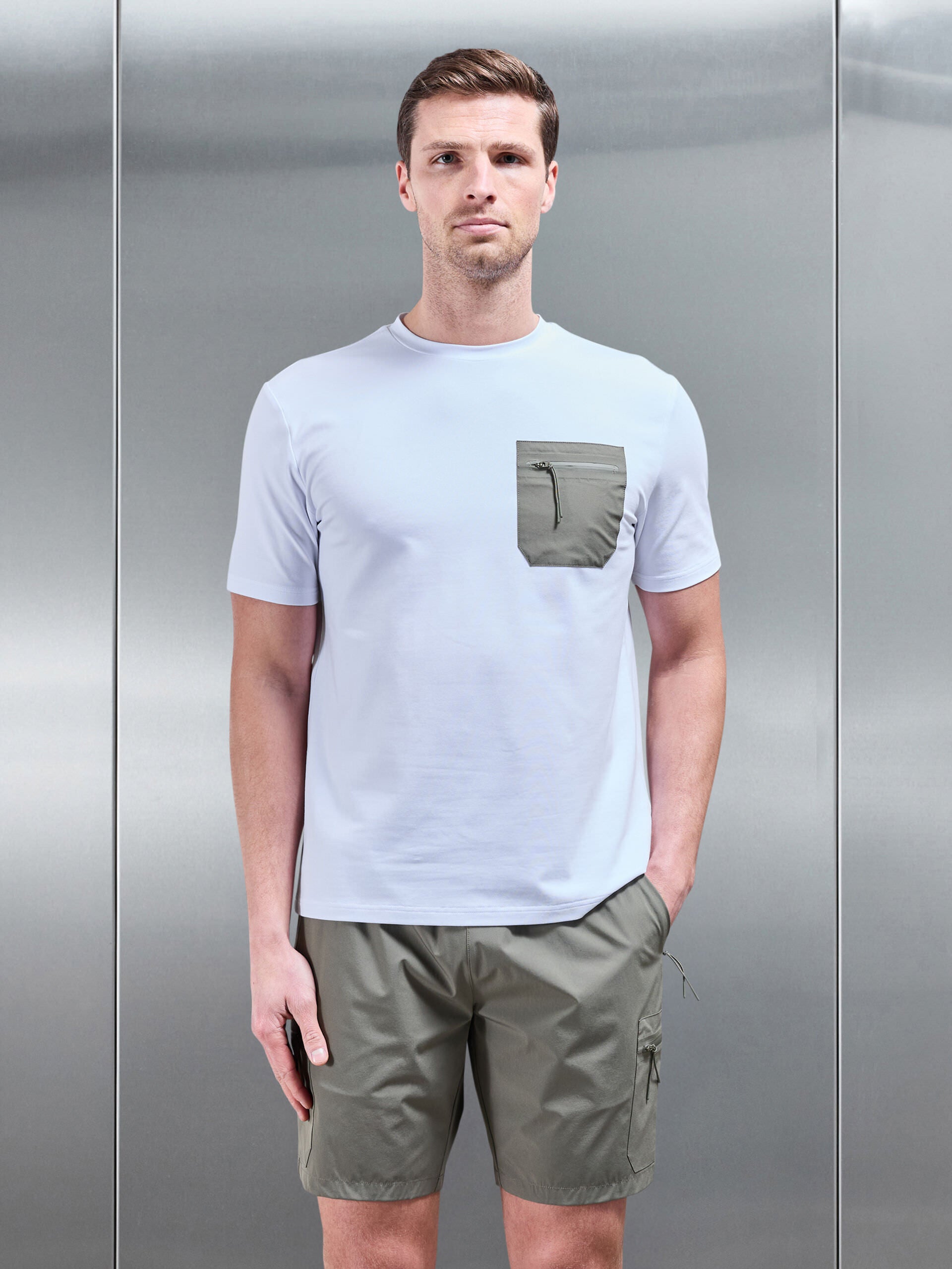 Active Cargo T-Shirt in White Olive