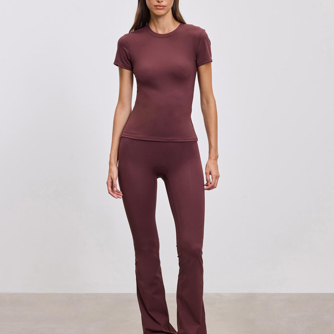 Womens Active Flared Legging in Burgundy
