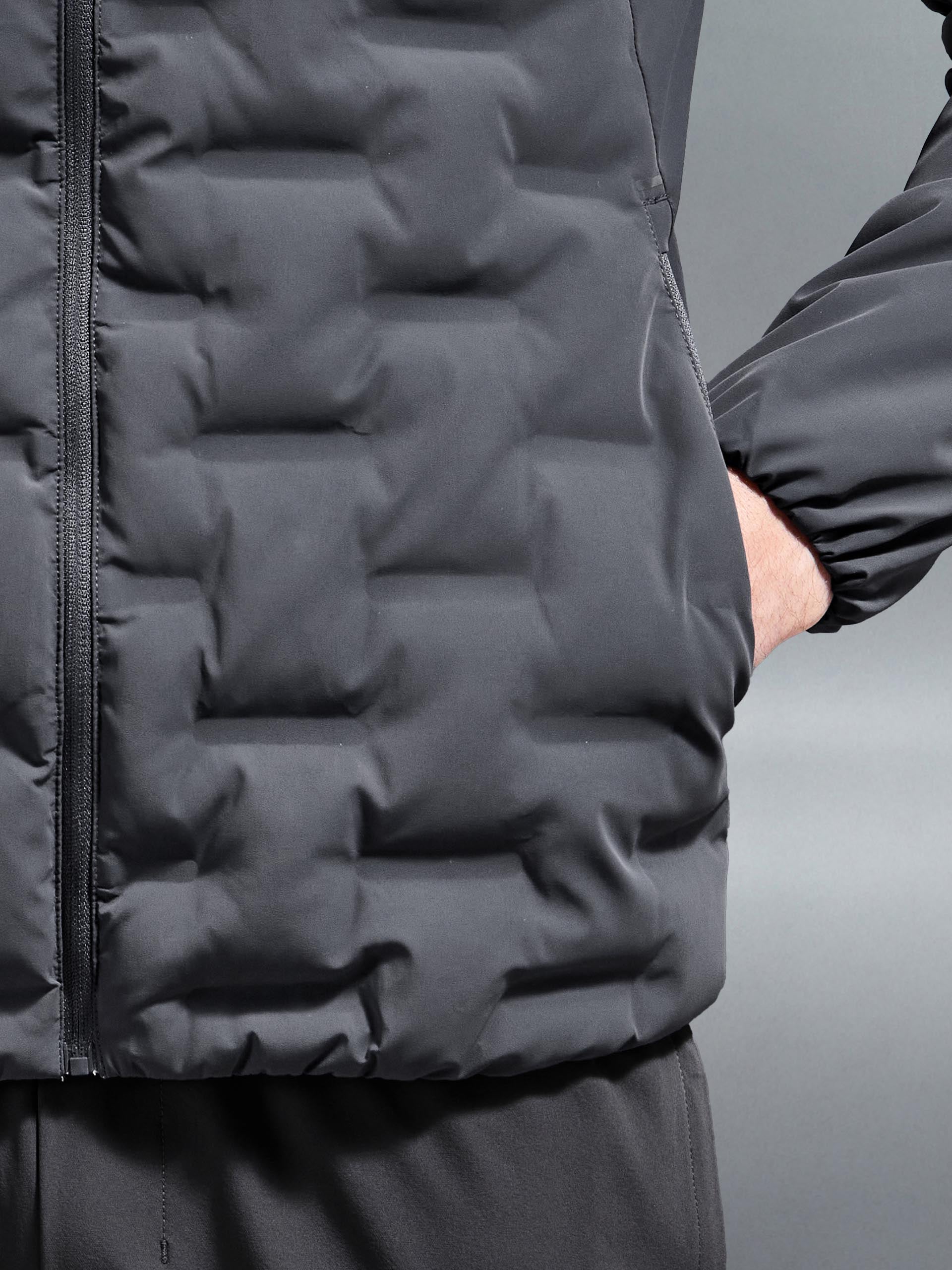 Active Quilted Windbreaker in Grey
