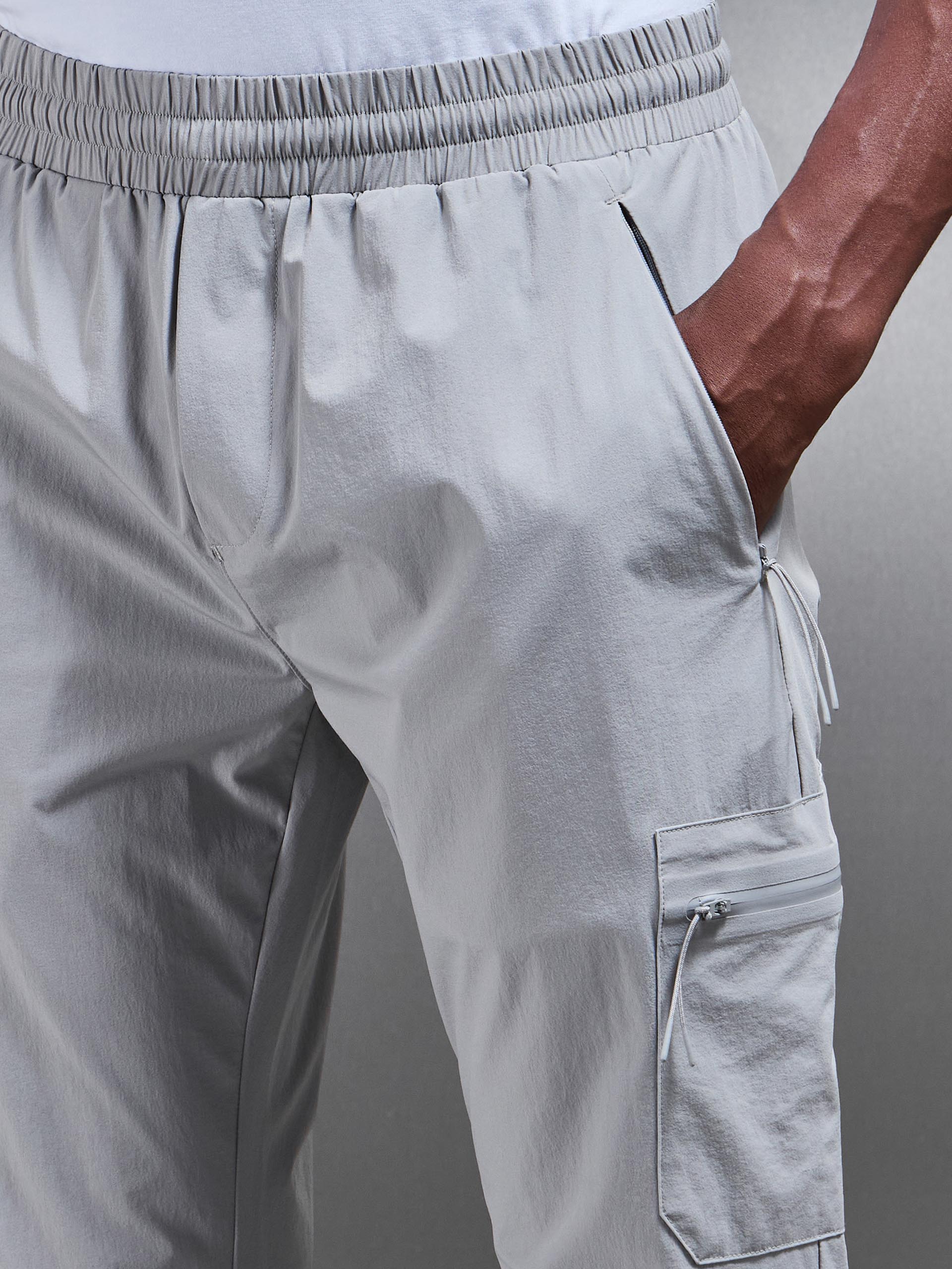 Active Technical Cargo Pant in Mid Grey