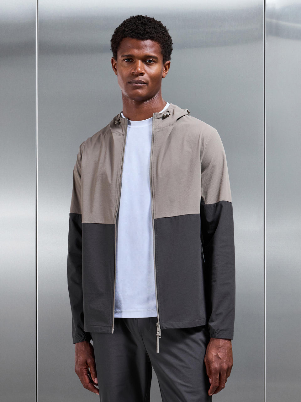Active Technical Colour Block Windbreaker in Olive Grey