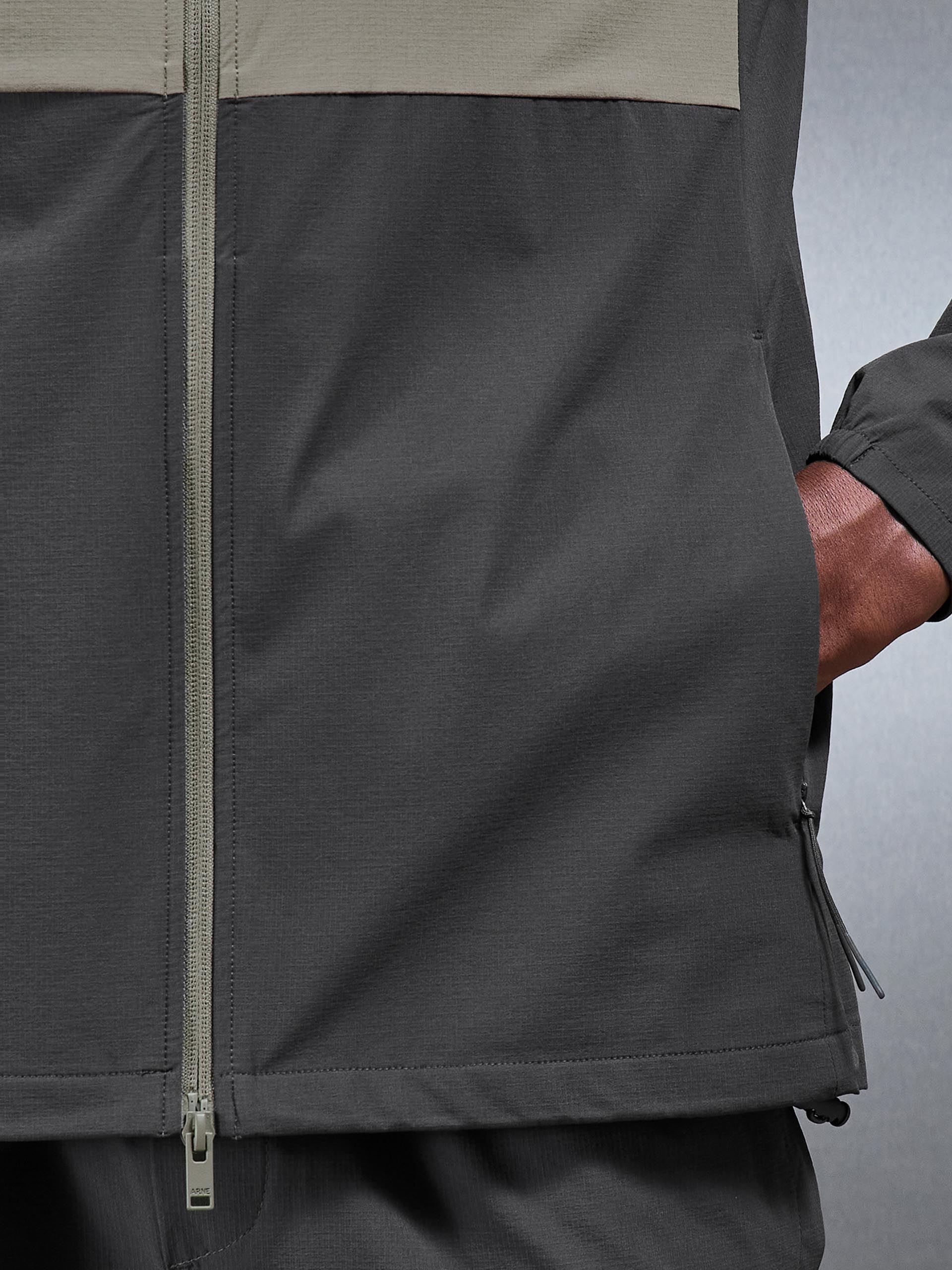 Active Technical Colour Block Windbreaker in Olive Grey