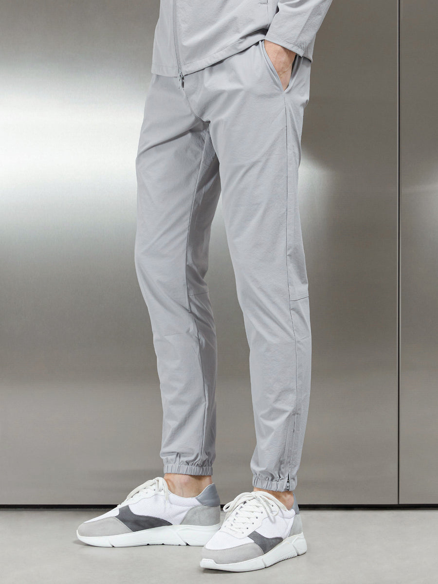 Active Technical Cuffed Trackpant in Mid Grey