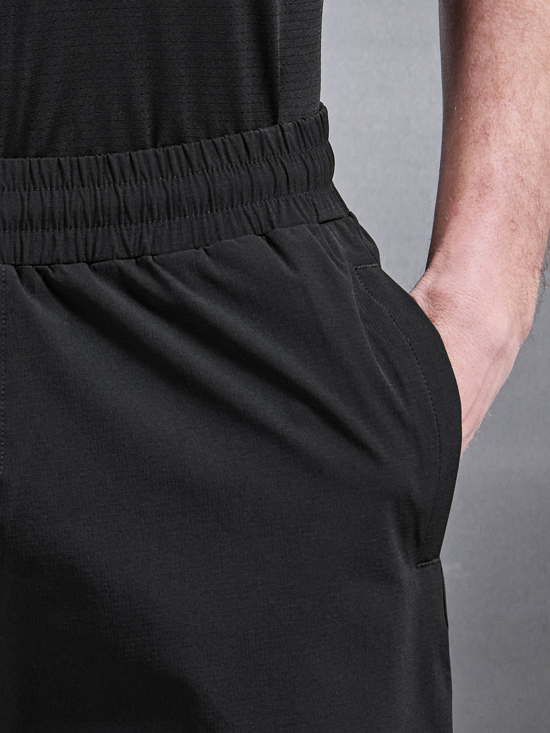 Active Technical Short in Black