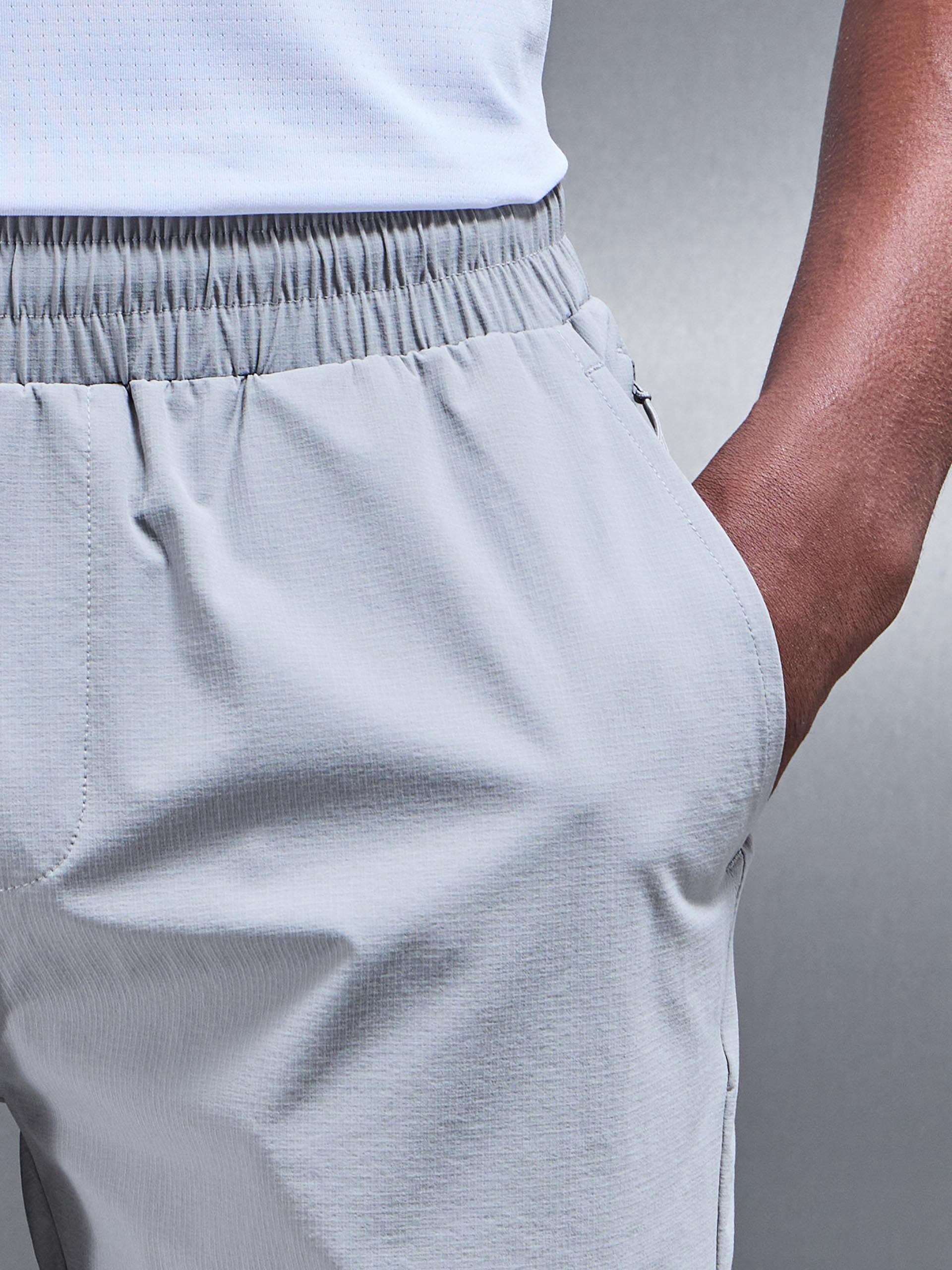 Active Technical Short in Mid Grey