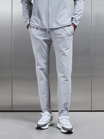 Active Technical Tapered Trackpant in Mid Grey