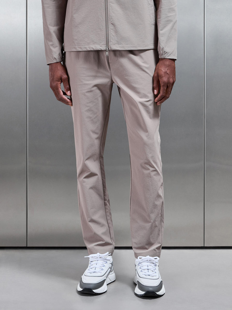 Active Technical Tapered Trackpant in Taupe