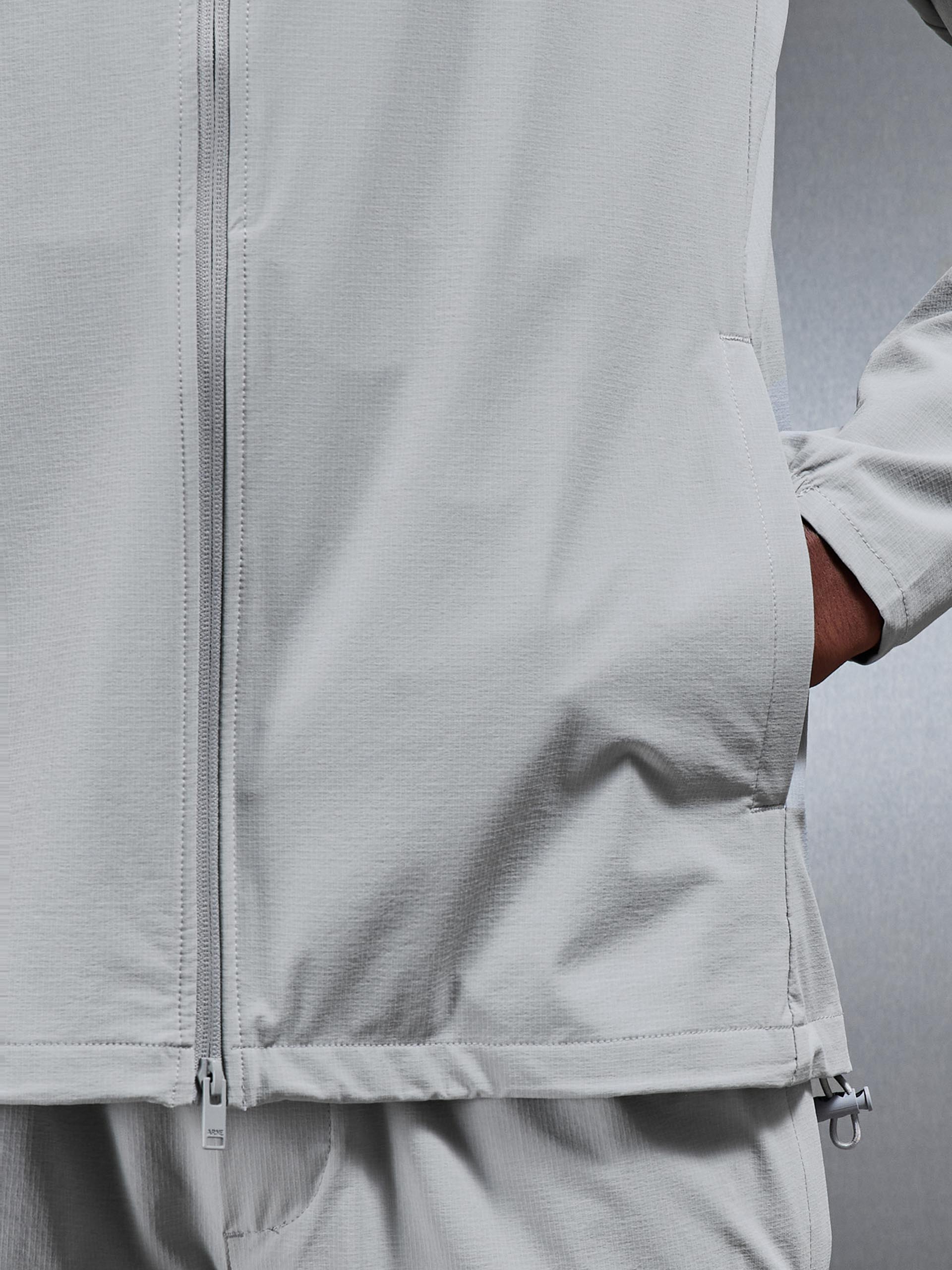 Active Technical Windbreaker in Mid Grey