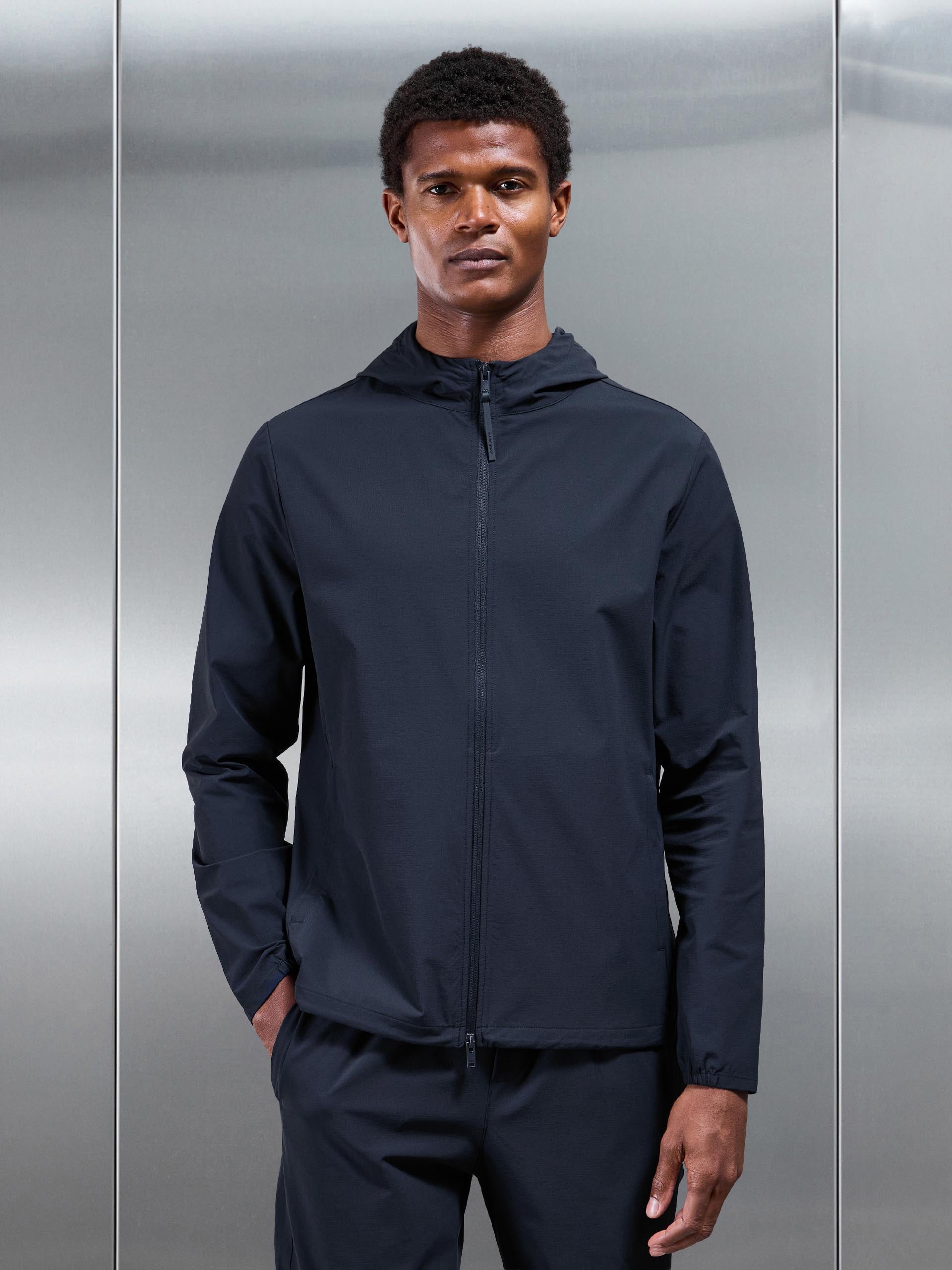 Active Technical Windbreaker in Navy | ARNE US