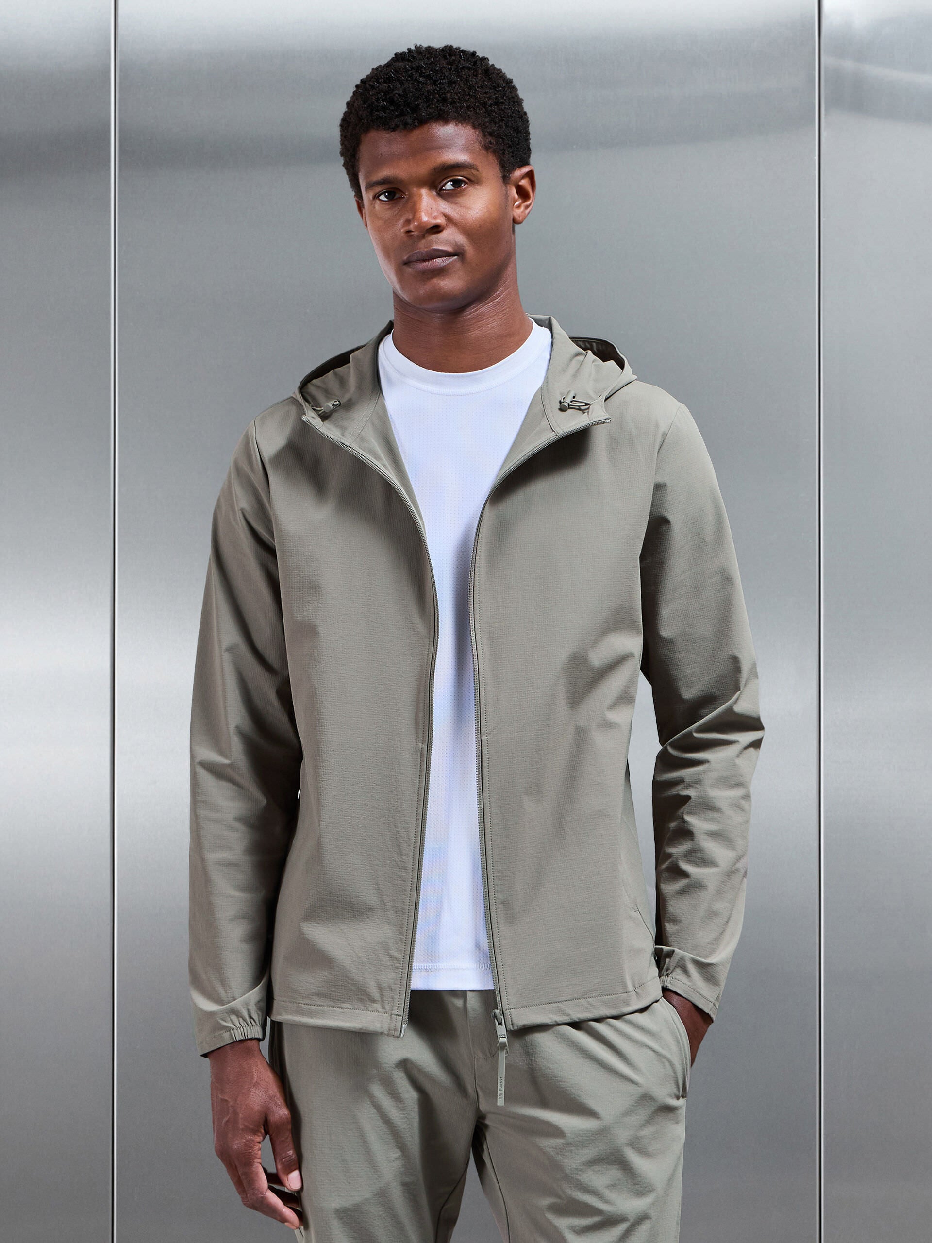 Active Technical Windbreaker in Olive