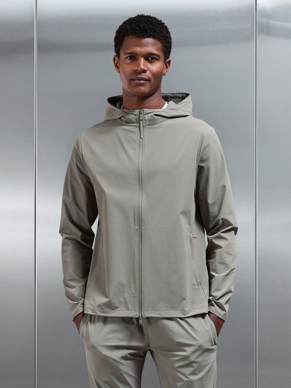 Active Technical Windbreaker in Olive