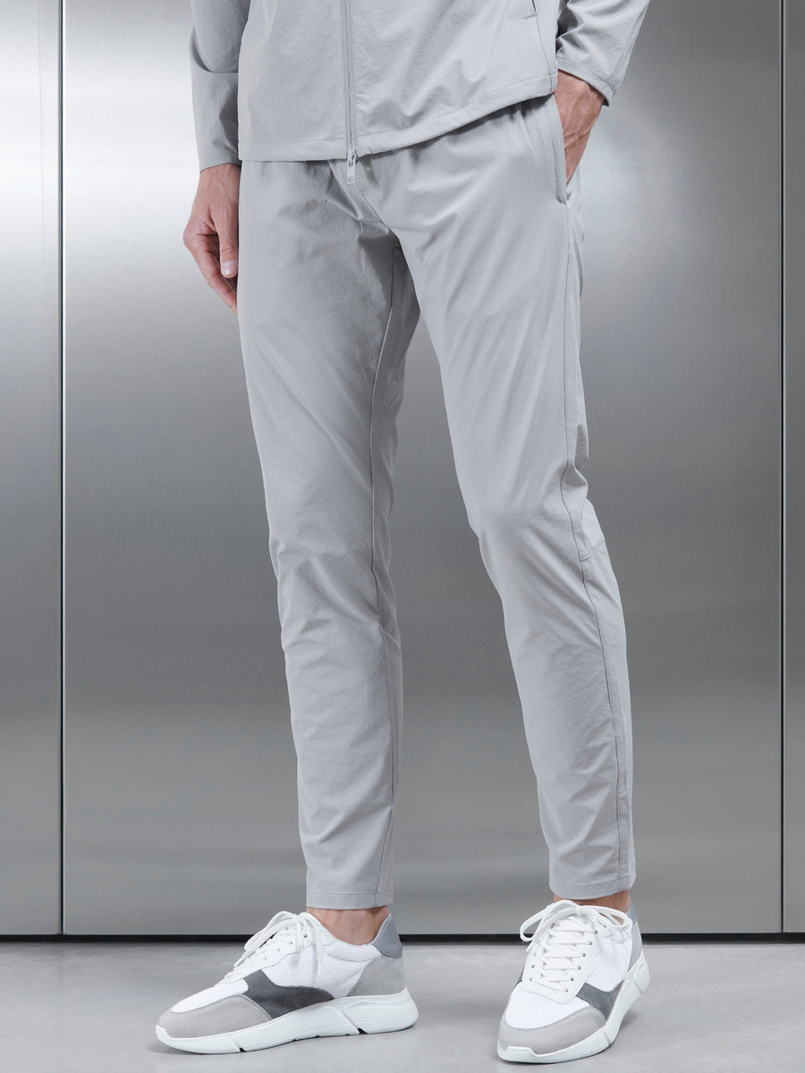 Active Technical Tapered Trackpant in Mid Grey