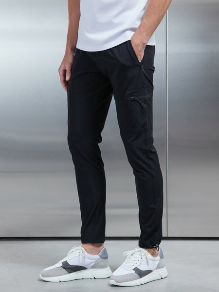 Active Technical Cargo Pant in Black