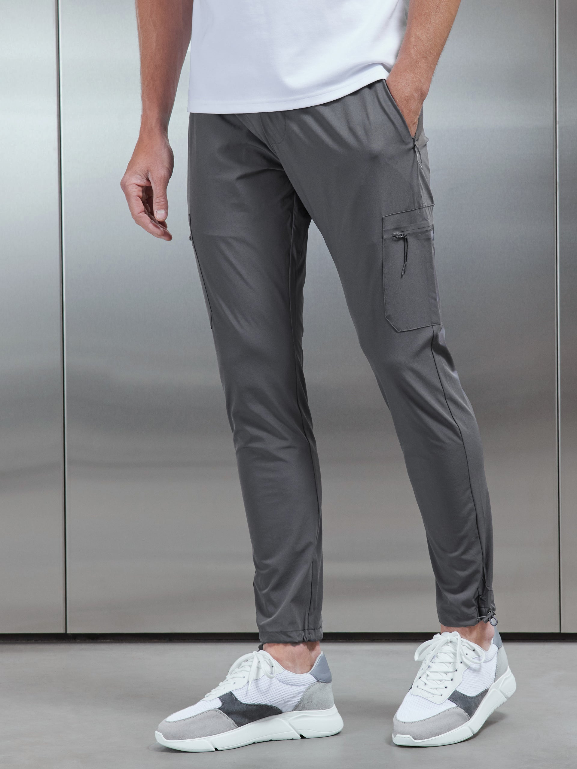 Active Technical Cargo Pant in Grey