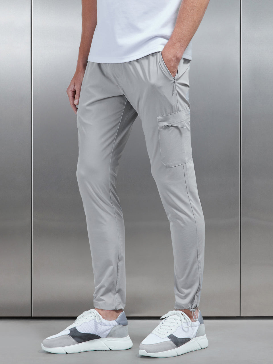 Active Technical Cargo Pant in Mid Grey