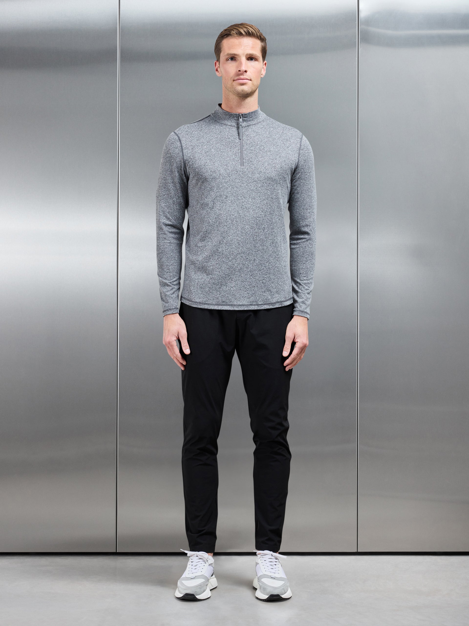 Active Essential Half Zip in Grey