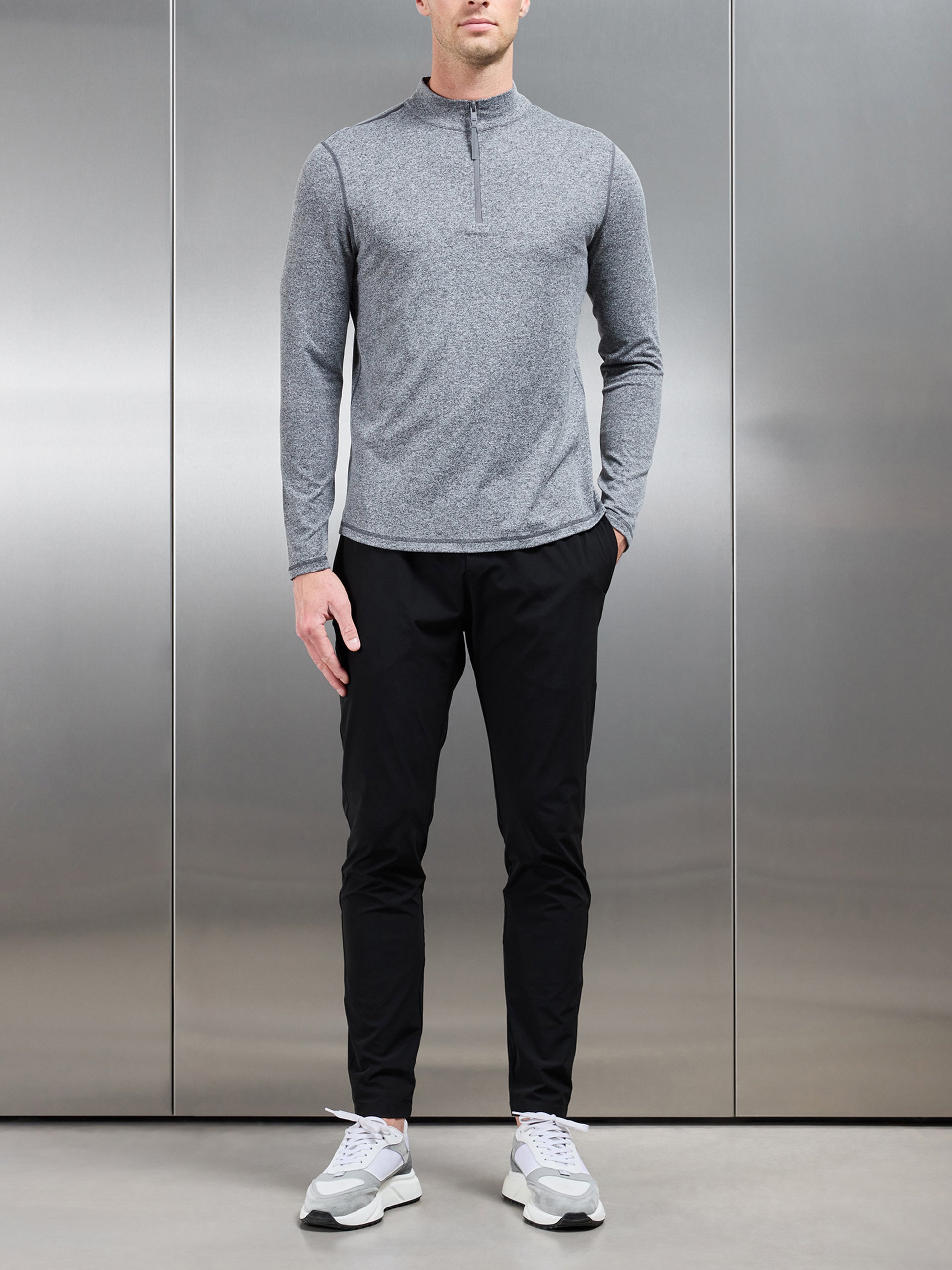 Active Essential Half Zip in Grey