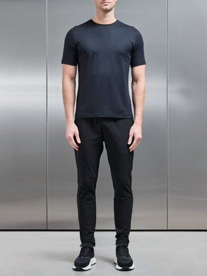 Active Essential T-Shirt in Black