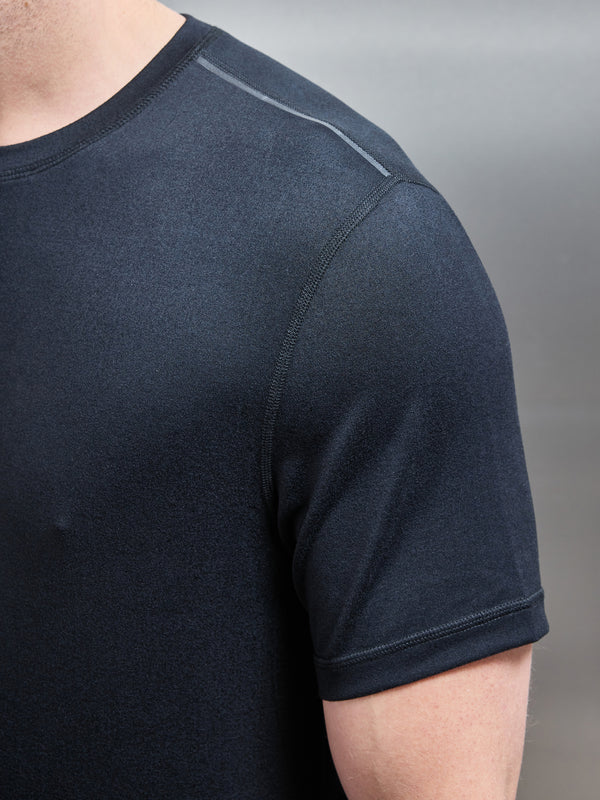 Active Essential T-Shirt in Black