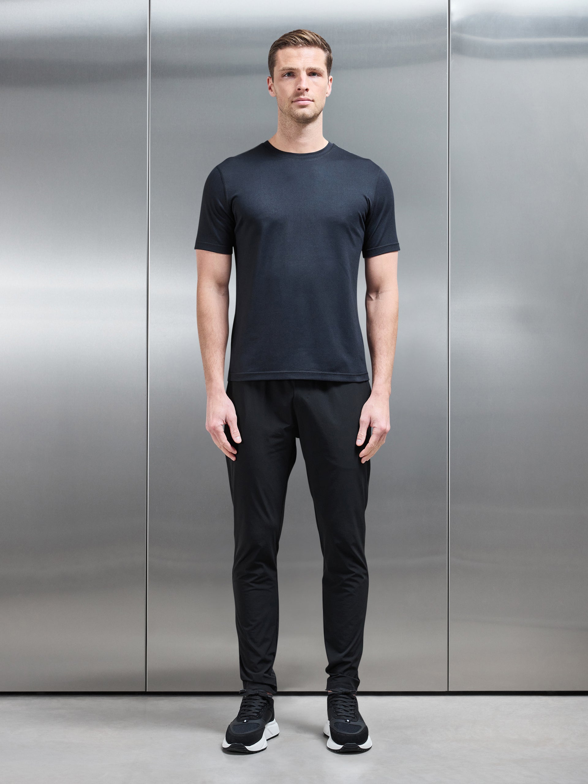 Active Essential T-Shirt in Black