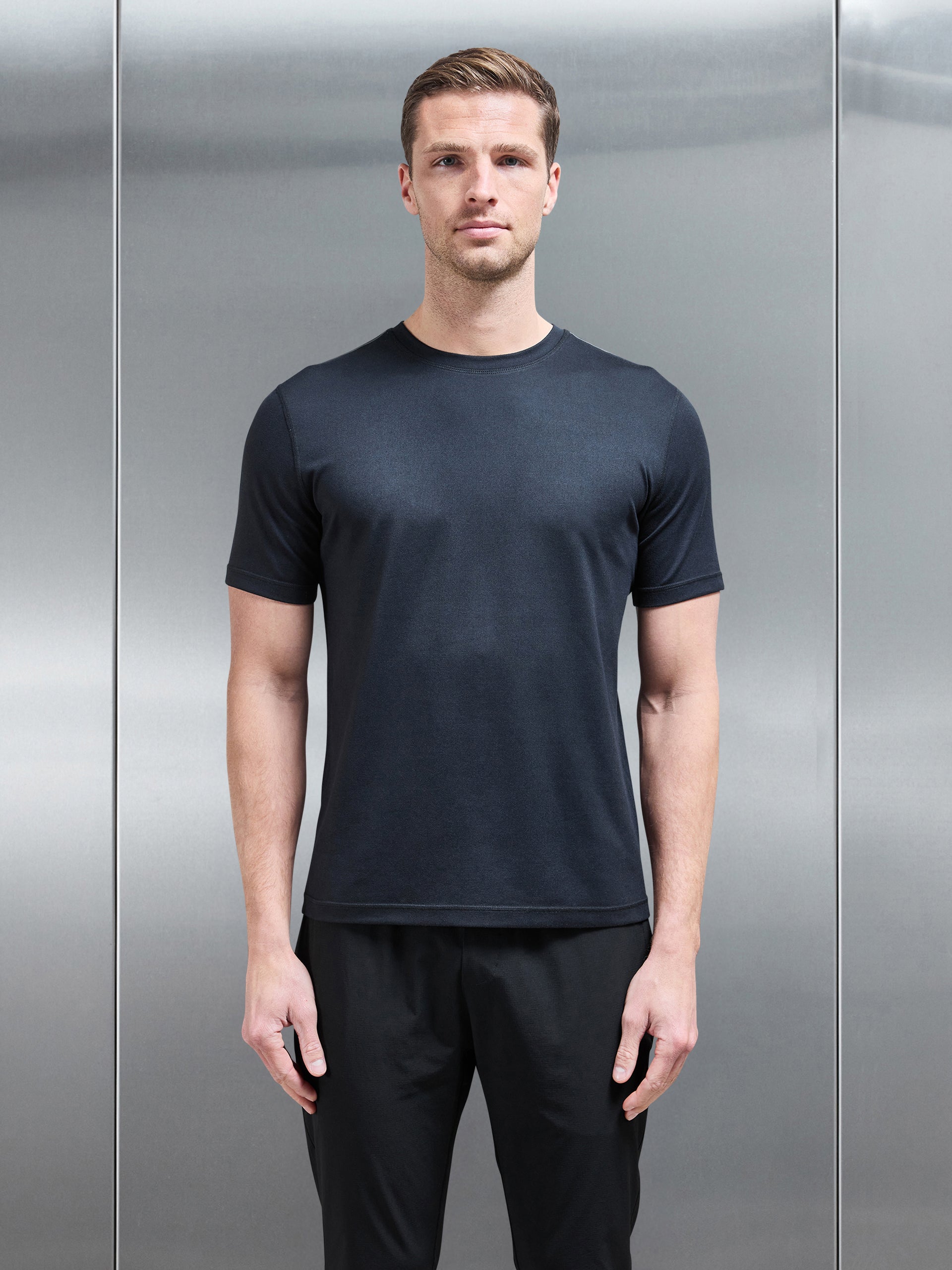Active Essential T-Shirt in Black