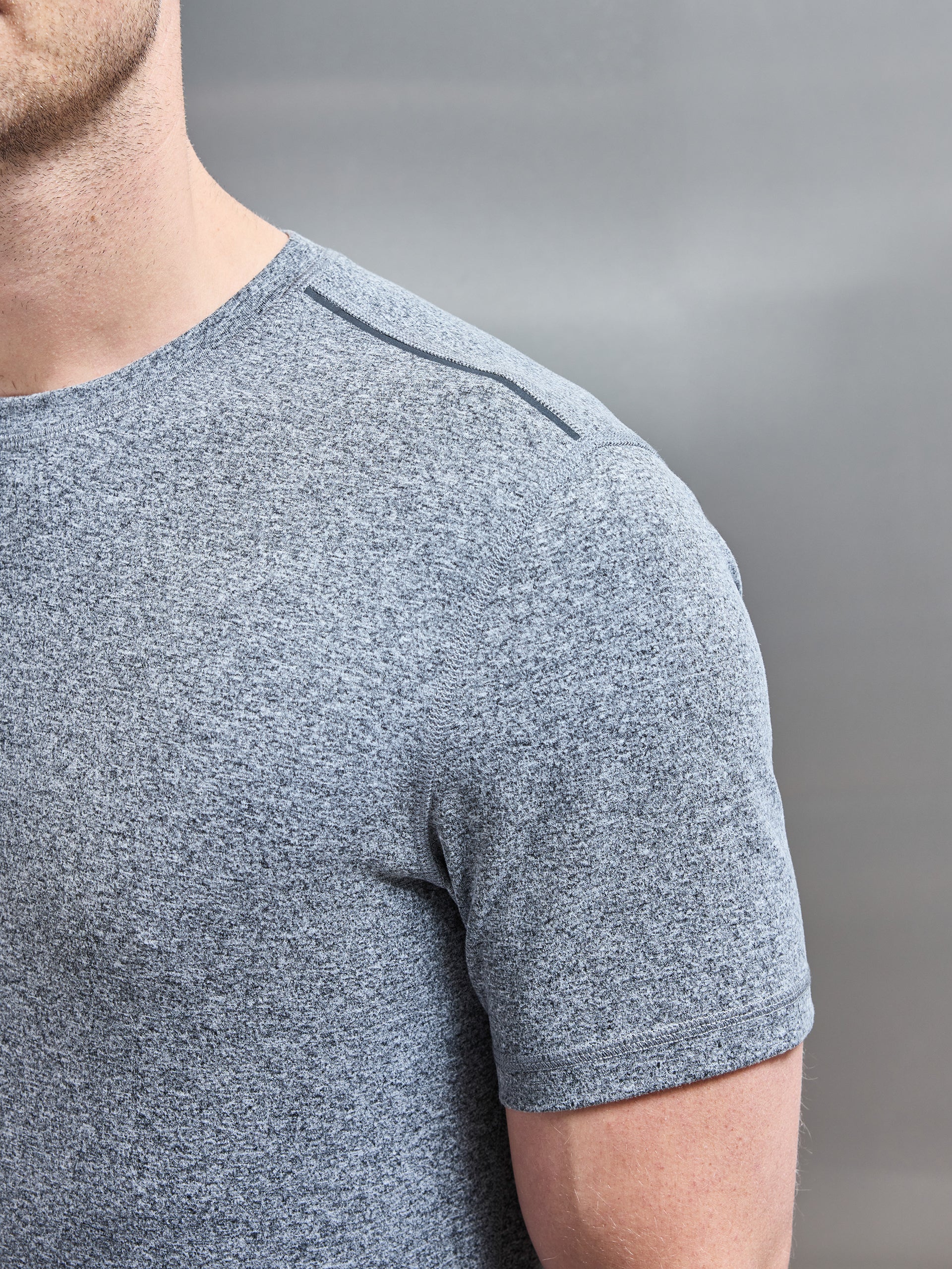 Active Essential T-Shirt in Grey