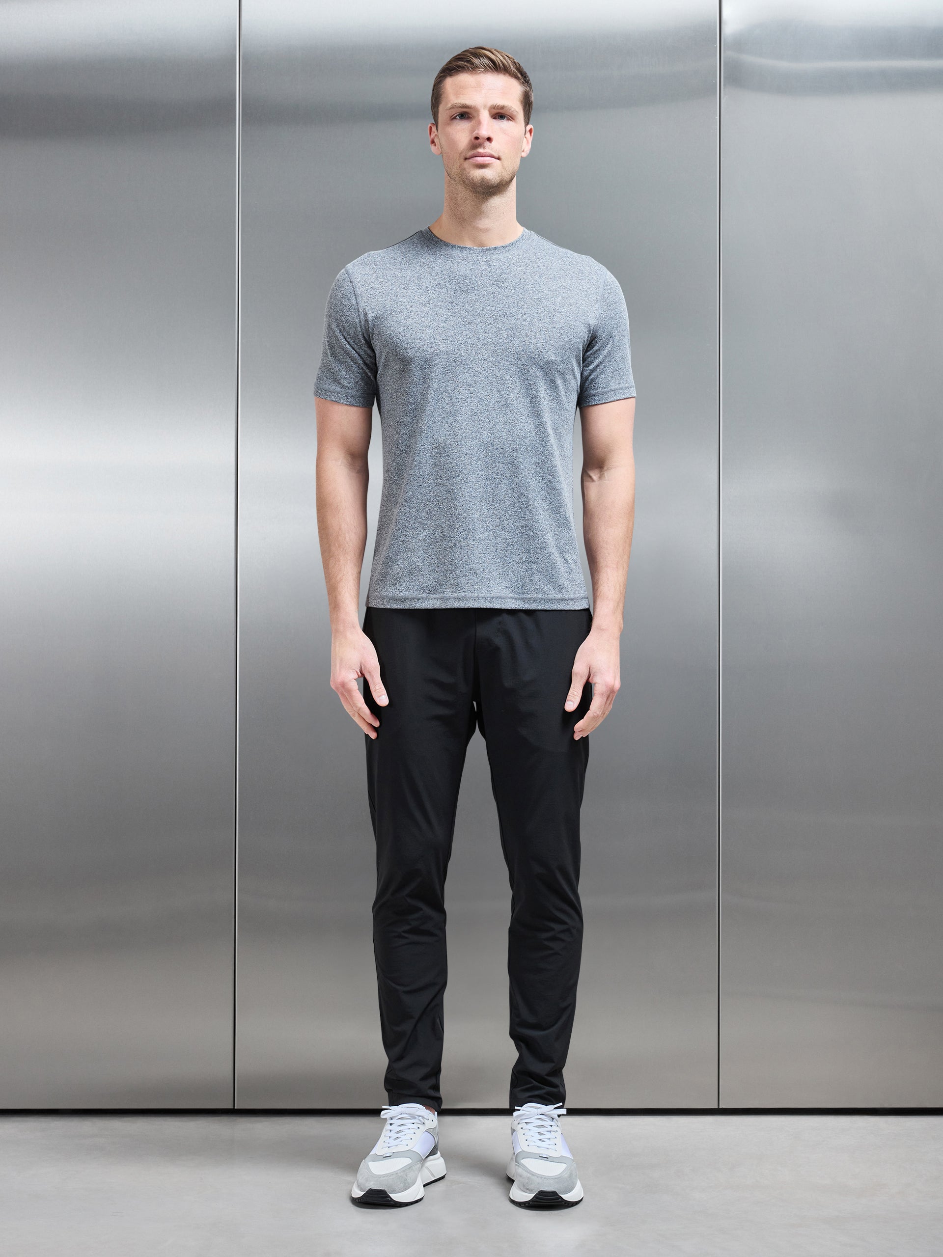 Active Essential T-Shirt in Grey