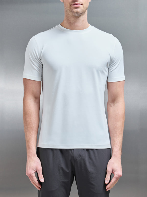 Active Essential T-Shirt in White