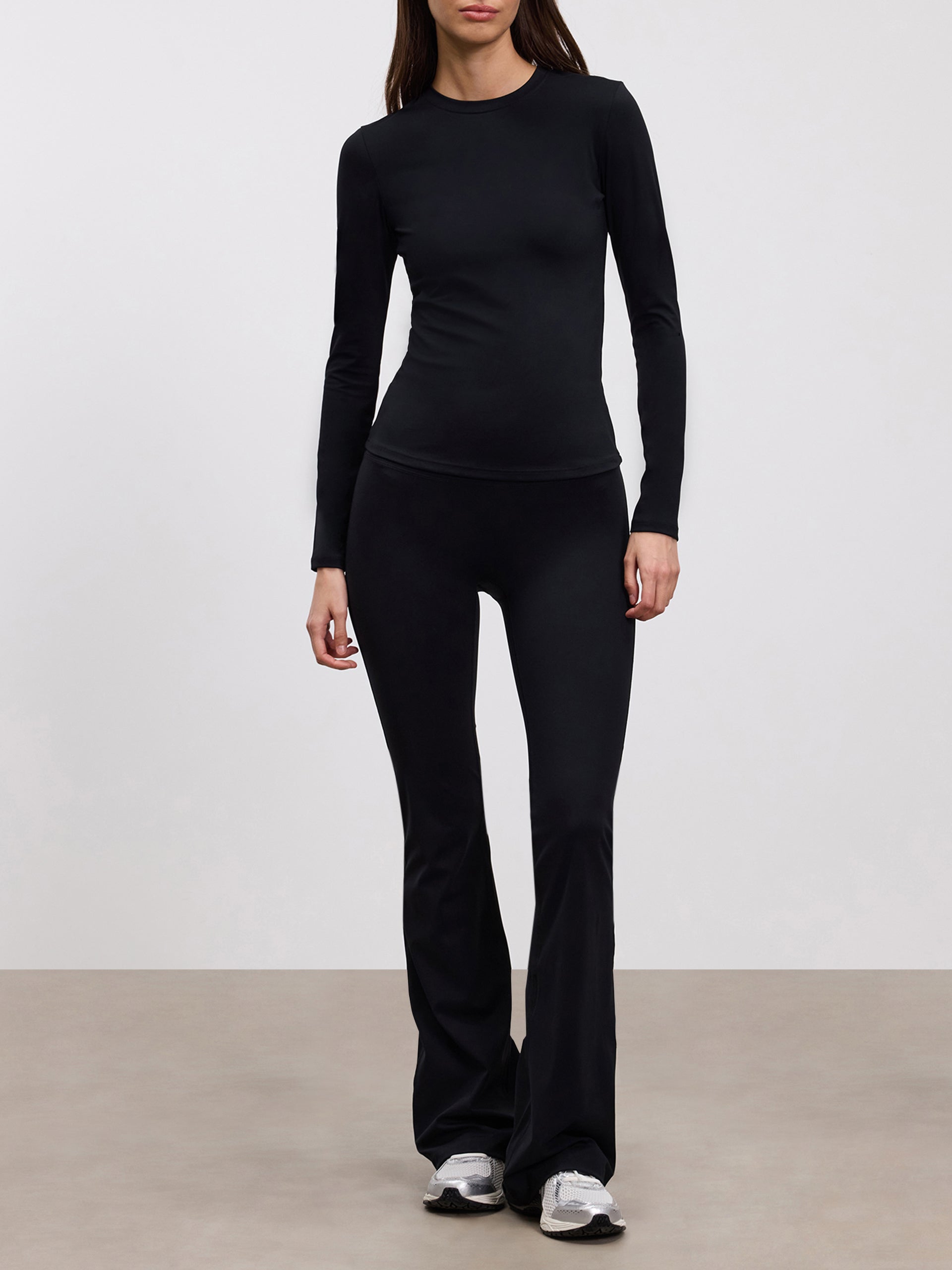 Womens Active Long Sleeve T-Shirt in Black