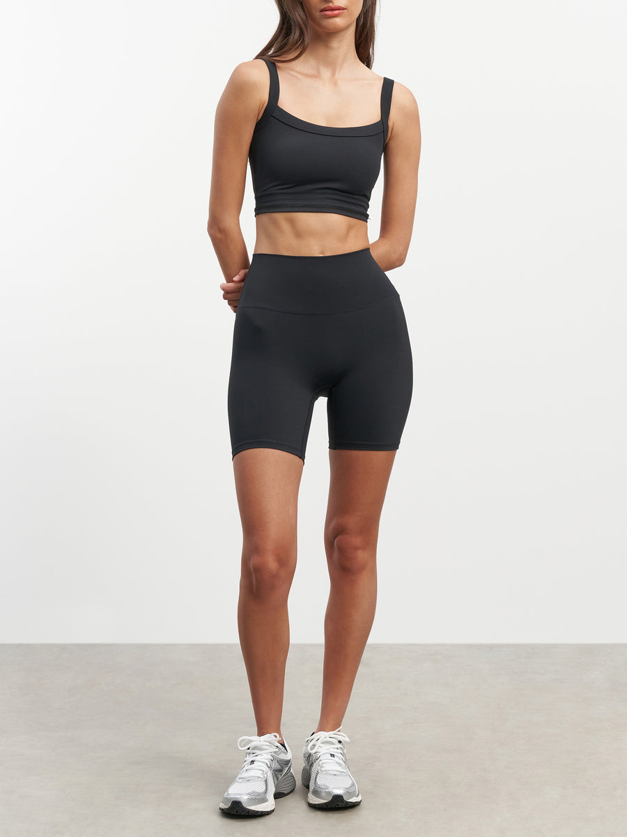 Womens Active Short in Black