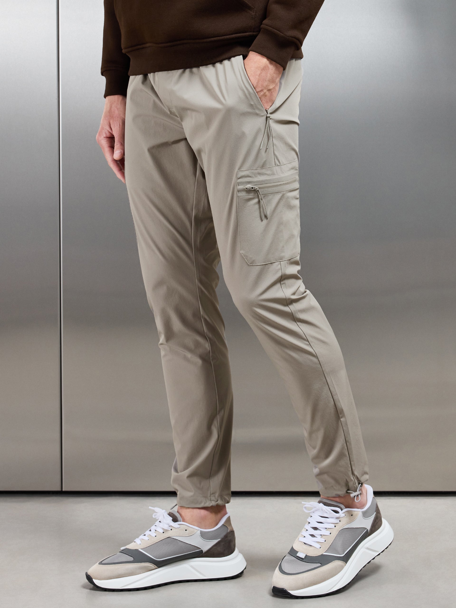 Active Technical Cargo Pant in Taupe