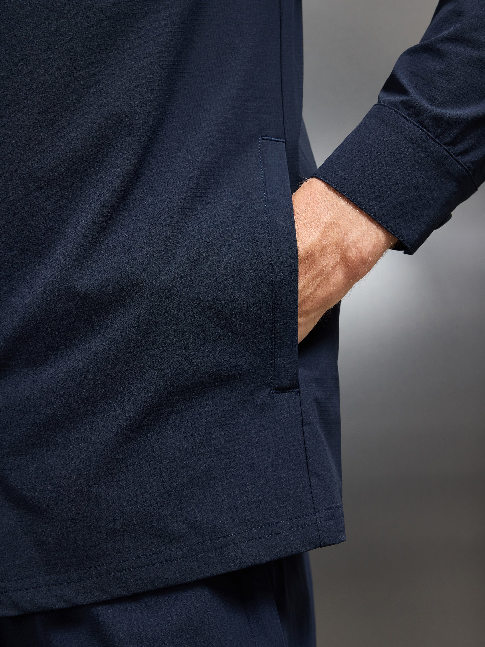 Active Technical Overshirt in Navy