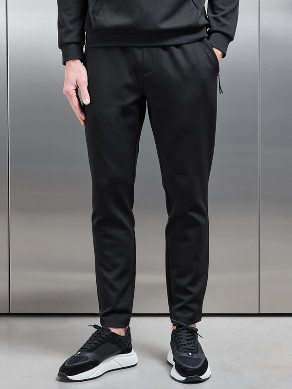 Active Technical Tapered Jogger in Black