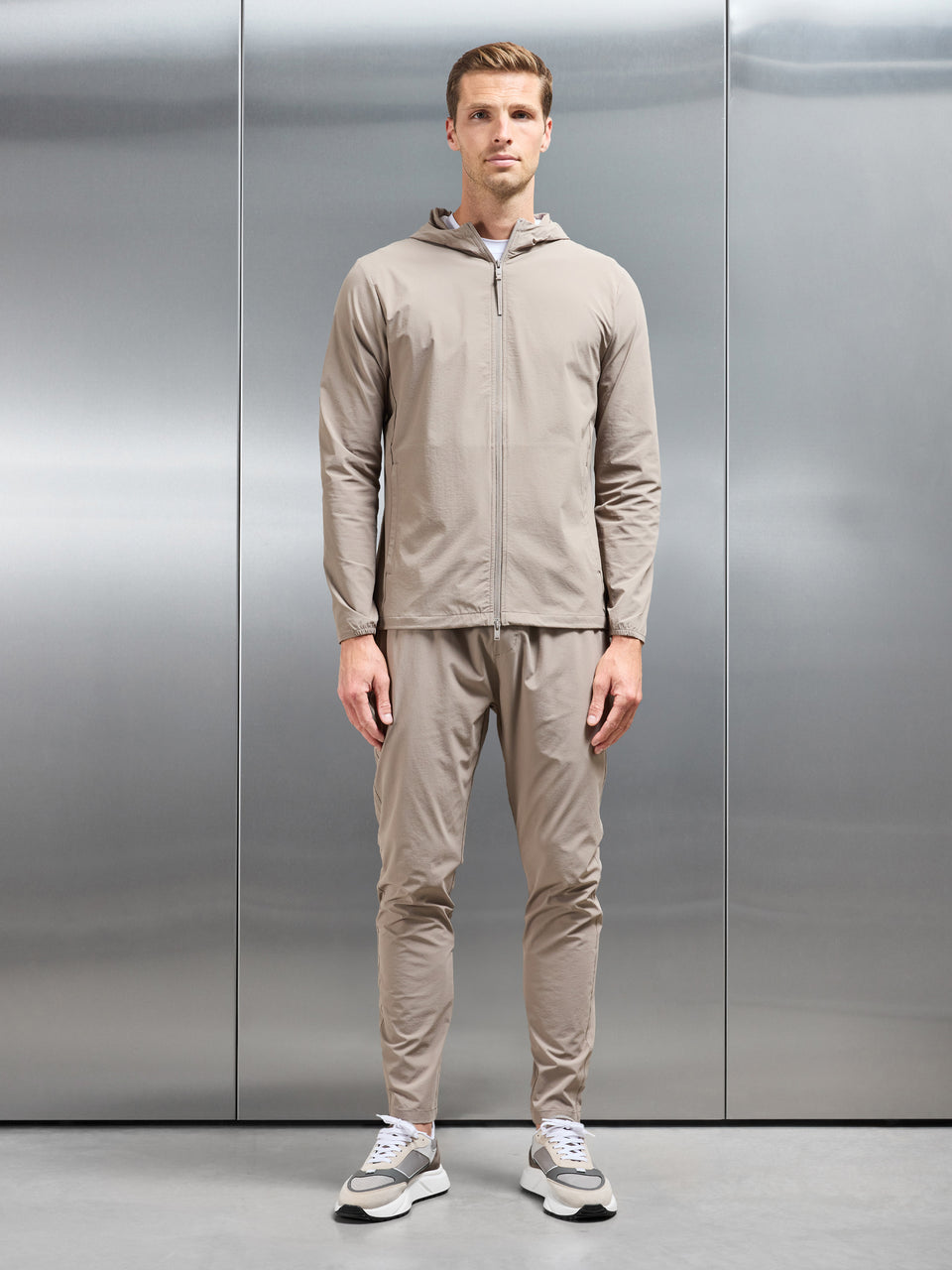 Active Technical Tapered Trackpant in Taupe