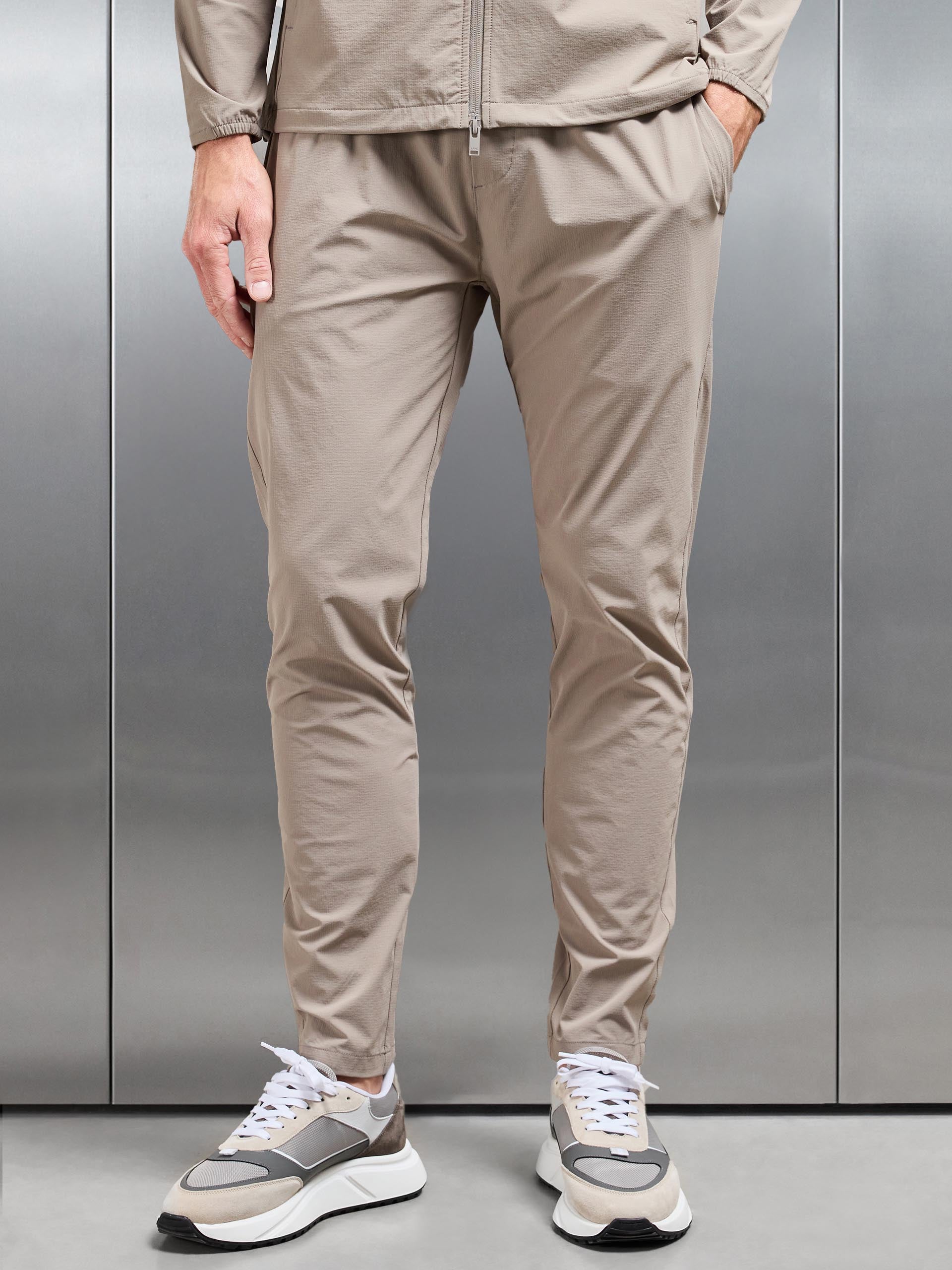 Active Technical Tapered Trackpant in Taupe