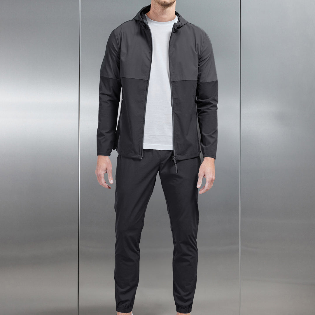 Active Technical Cuffed Trackpant in Black
