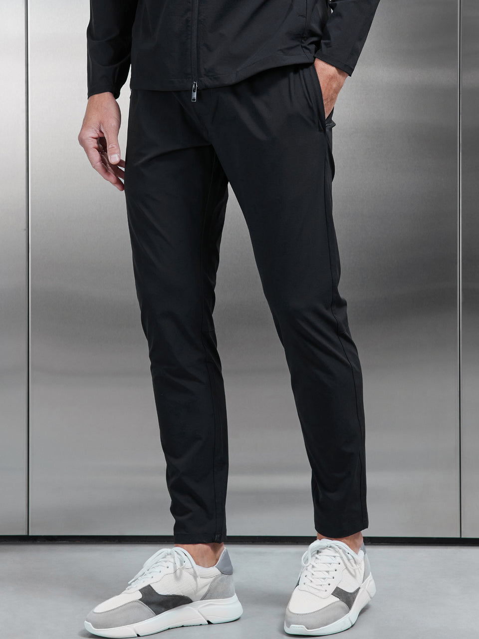Active Technical Tapered Trackpant in Black