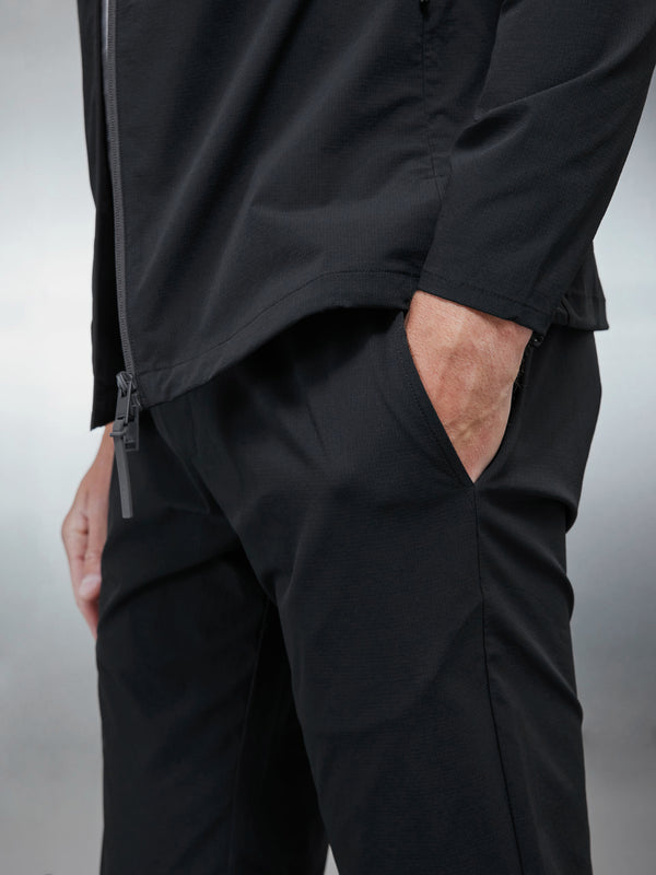 Active Technical Cuffed Trackpant in Black