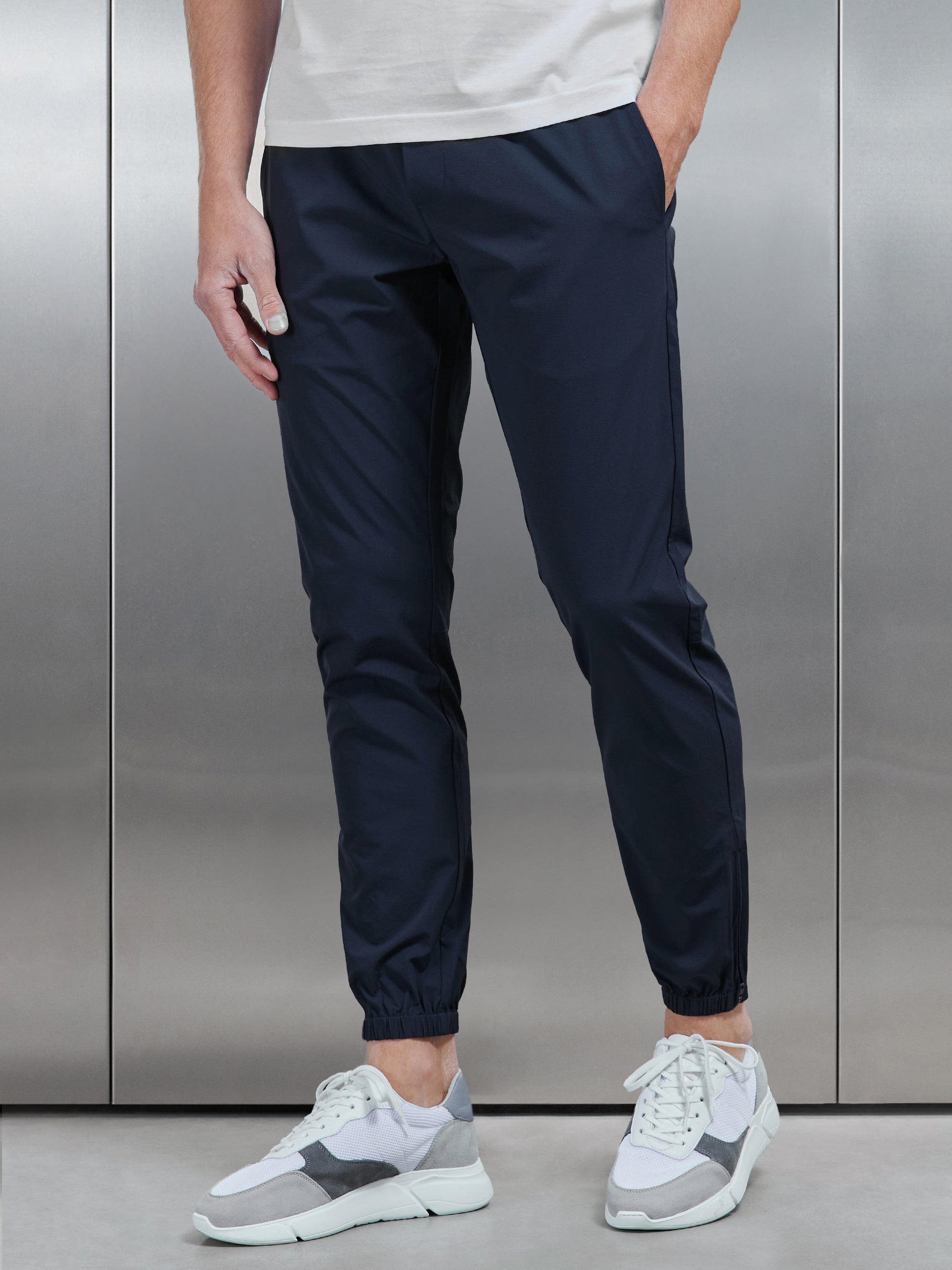 Active Technical Cuffed Trackpant in Navy