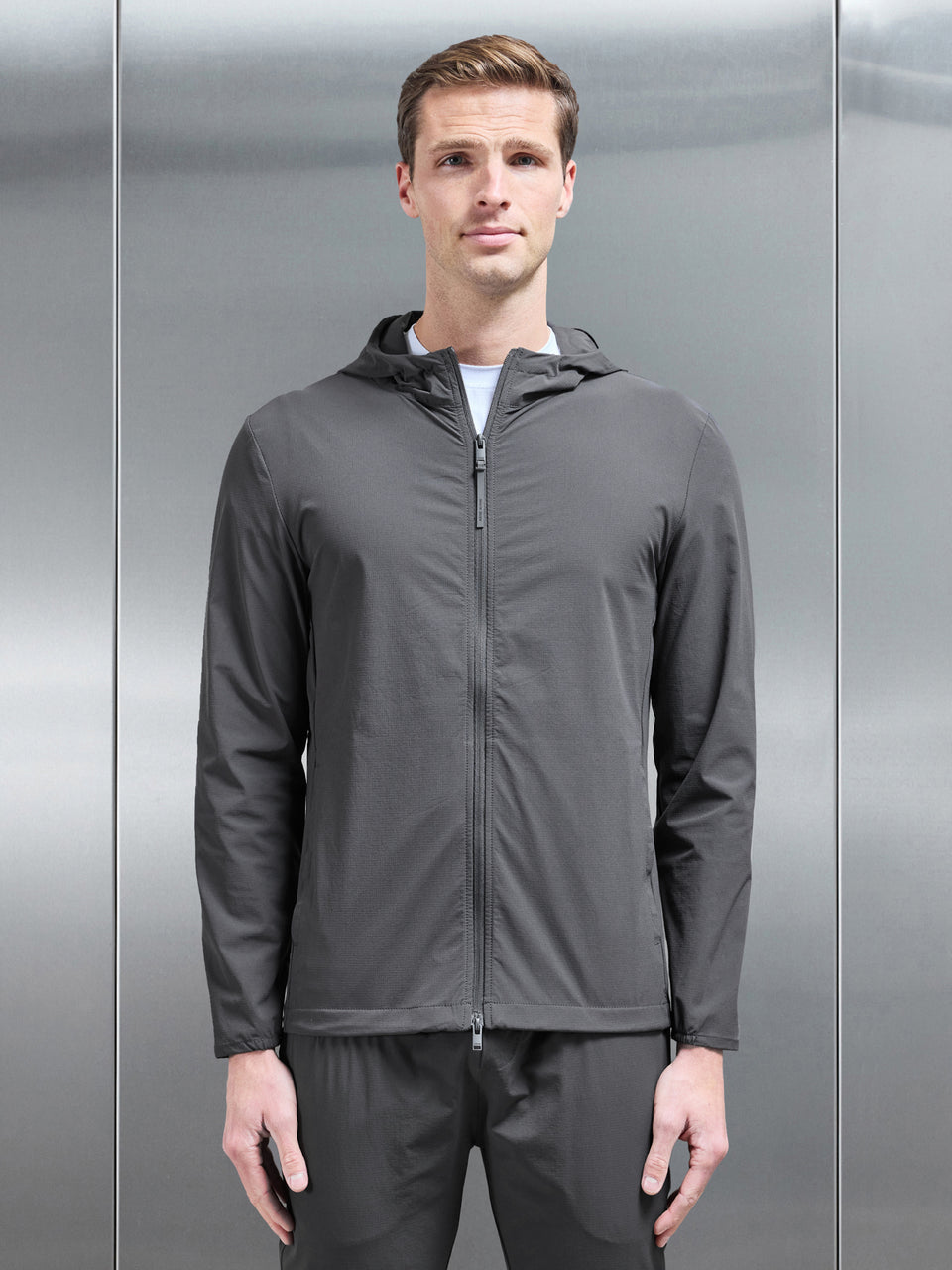 Active Technical Windbreaker in Grey