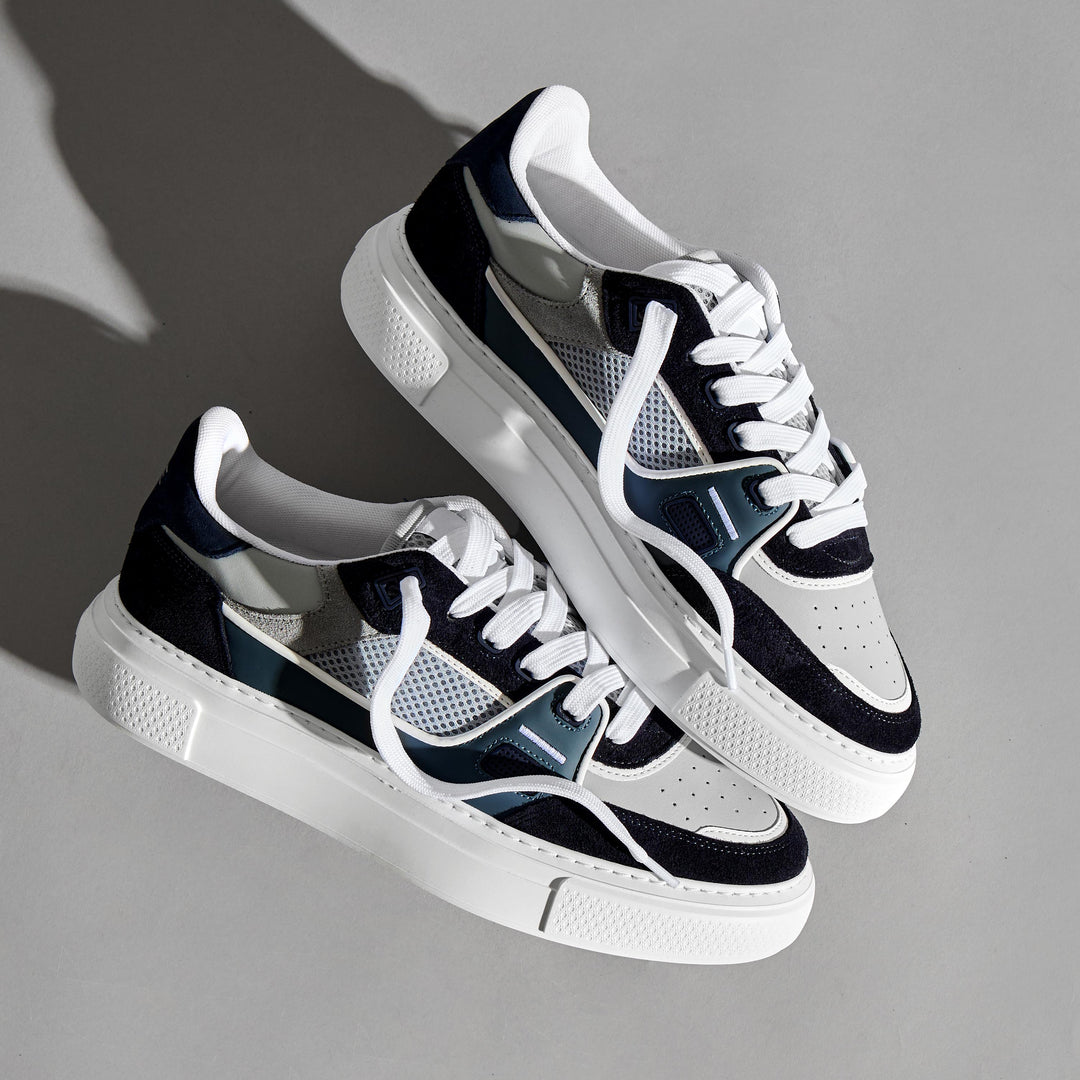 Atlas Trainer in Air Force Blue