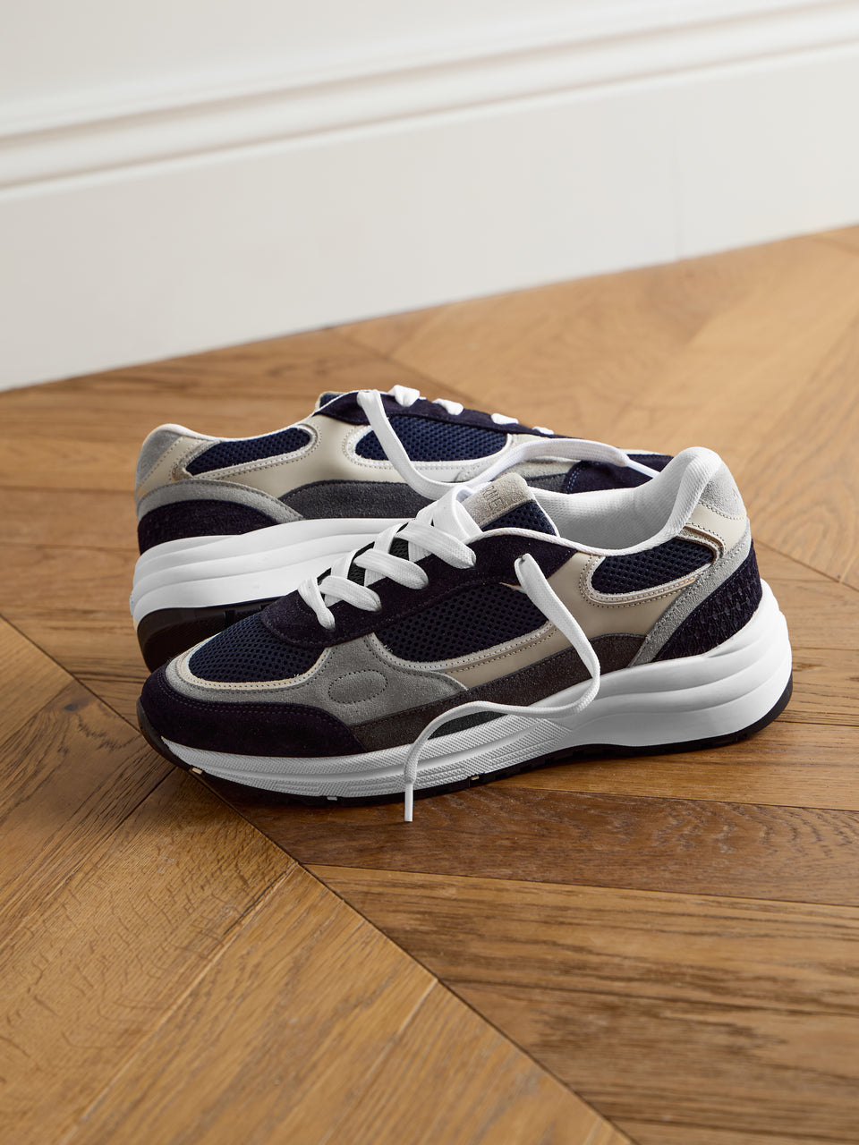 Apollo Runner in Navy Stone