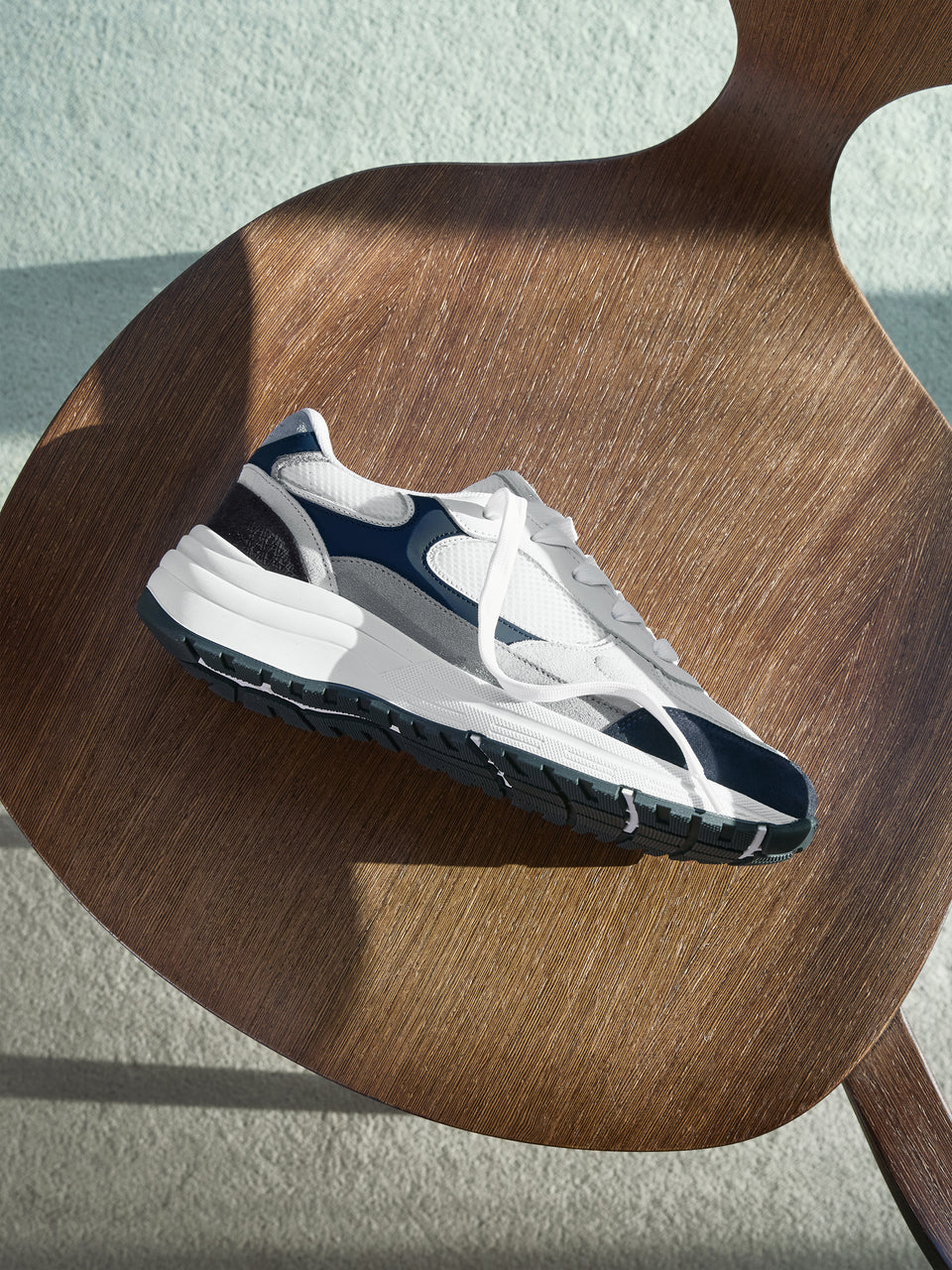 Apollo Runner in White Navy